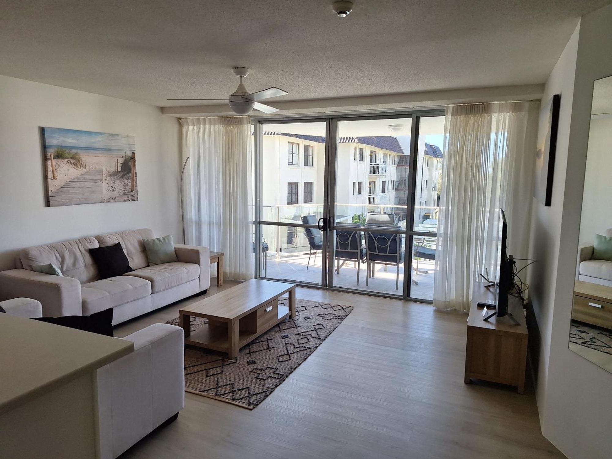 Catalina Resort Maroochydore Room photo